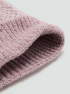 Czapka z dzianiny z frędzlem blady róż - Dzieci -  lata - MANGO KIDS