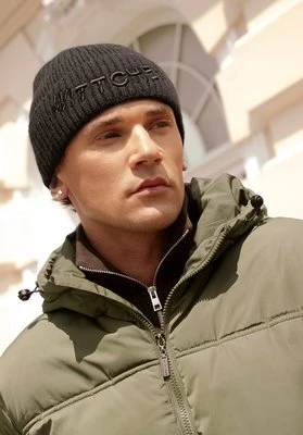 Czapka zimowa z haftowanym logo czarna Wittchen