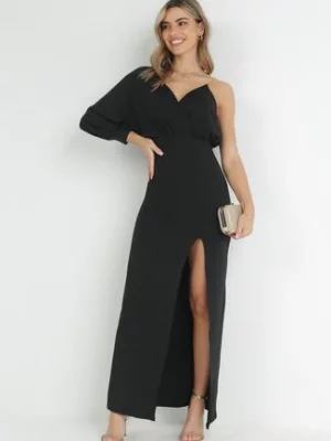 Czarna Asymetryczna Sukienka Maxi na Jedno Ramię z Łańcuszkiem Przy Ramieniu Kesilli