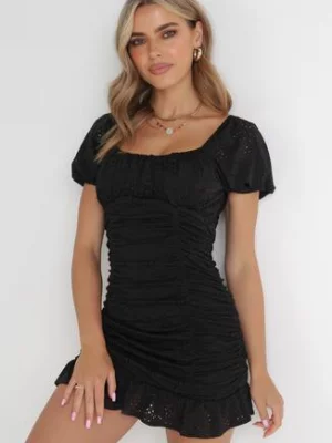 Czarna Ażurowa Sukienka Mini z Kwadratowym Dekoltem i Falbankami z Bawełny Michala retro & icone