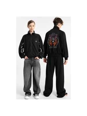 Czarna bluza REGULAR z haftem z tyłu bez kaptura Reporter