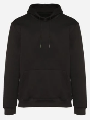 Czarna Bluza z Kapturem i Kangurkową Kieszenią Envila swest