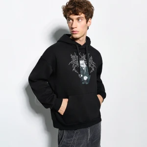 Czarna bluza z kapturem i nadrukiem w stylu anime House