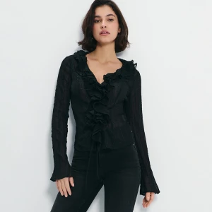 Czarna bluzka z falbankami i długim rękawem House