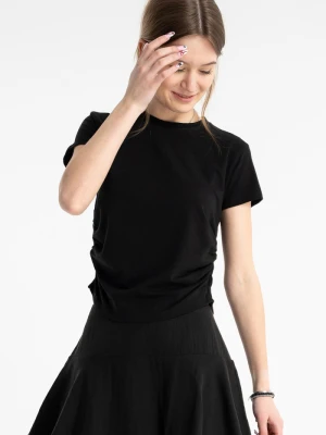 Czarna bluzka z krótkim rękawem marszczona w pasie Reporter