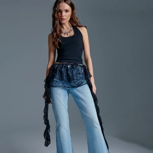 Czarna chusta na biodra z falbankami House