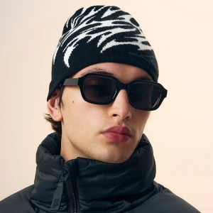 Czarna czapka beanie z białym motywem tribal House