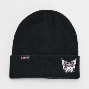 Czarna czapka beanie z haftem Kuromi House