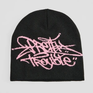 Czarna czapka beanie z nadrukiem w stylu graffiti House