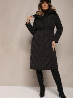 Czarna Długa Kurtka Mocno Ocieplana z Pikowanymi Przeszyciami Kapturem i Paskiem Tinnacira ann gissy