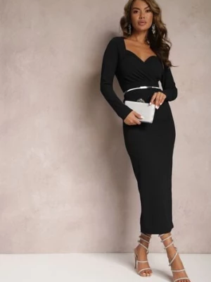 Czarna Dopasowana Sukienka Maxi z Marszczeniem i Kopertowym Dekoltem Soleiai messaya