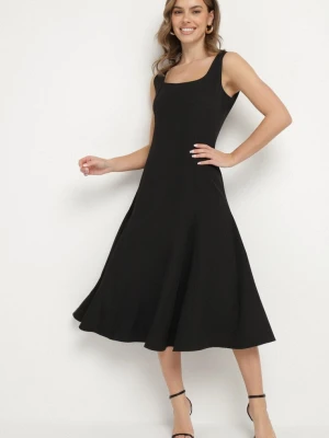 Czarna Klasyczna Sukienka o Rozkloszowanym Kroju Delure New Collection
