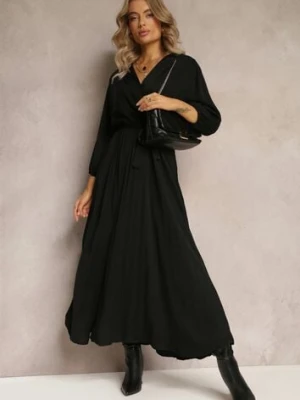 Czarna Kopertowa Sukienka z Gumką i Paskiem w Talii Zdobiona Plisowaniem Kaylina