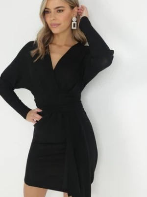 Czarna Kopertowa Sukienka z Metaliczną Nitką Tasse by swan