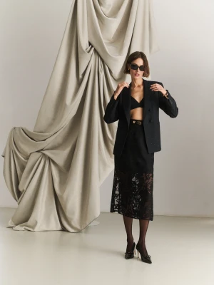 Czarna koronkowa spódnica midi z rozcięciem TARANKO