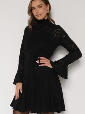 Czarna Koronkowa Sukienka z Wiązaniem Półgolfem i Falbankami Alnefera bisou's project