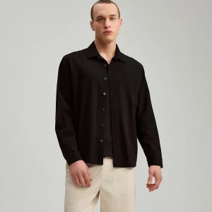 Czarna koszula z długim rękawem House