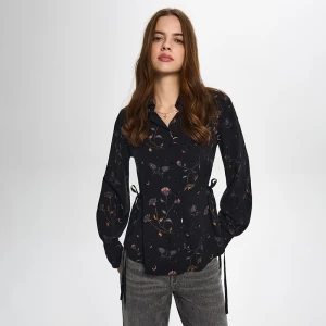 Czarna koszula z długim rękawem we wzór astrologiczny House