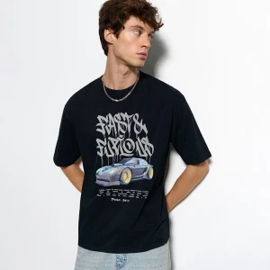 Czarna koszulka boxy z nadrukiem Fast & Furious House