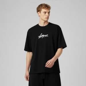 Czarna koszulka boxy z nadrukiem w stylu graffiti House