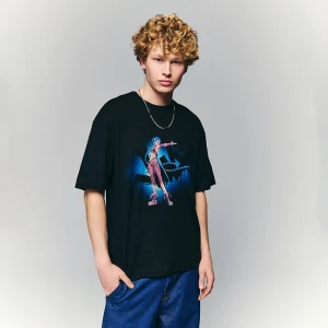 Czarna koszulka z nadrukiem Arcane House