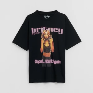 Czarna koszulka z nadrukiem Britney Spears House
