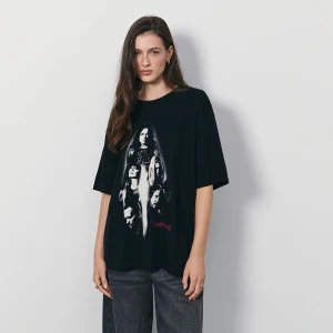 Czarna koszulka z nadrukiem Evanescence House