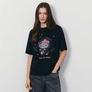 Czarna koszulka z nadrukiem Hello Kitty House