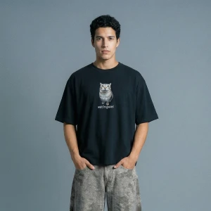 Czarna koszulka z nadrukiem kota z podpisem wait i'm goated House