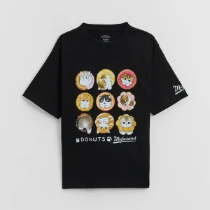 Czarna koszulka z nadrukiem kotów Mofusand House