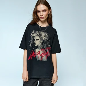 Czarna koszulka z nadrukiem Lady Gaga Born this way House