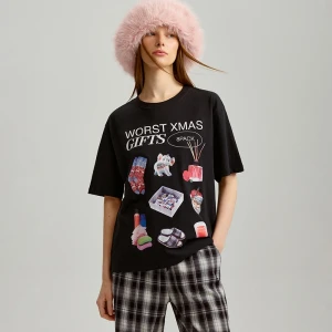 Czarna koszulka z nadrukiem oversize House