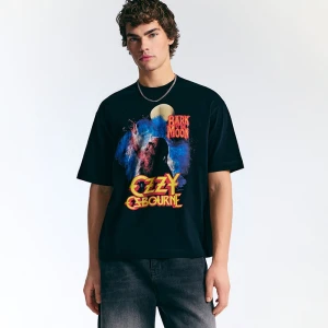 Czarna koszulka z nadrukiem Ozzy Osbourne House