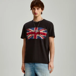 Czarna koszulka z nadrukiem z flagą UK House