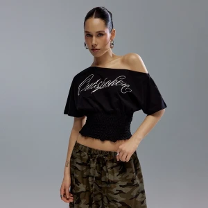 Czarna koszulka z napisem Outspoken i elastycznym pasem House