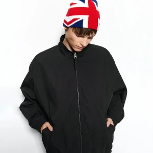 Czarna kurtka bomber ze stójką House