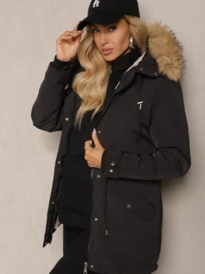 Czarna Kurtka Parka Mocno Ocieplana z Futerkiem przy Kapturze z Możliwością Odpięcia Sialthira j.style