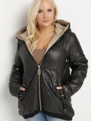 Czarna Kurtka Pikowana o Pudełkowym Kroju z Kapturem Nusolea swest