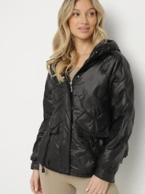 Czarna Kurtka Pikowana w Stylu Cargo o Krótszym Fasonie z Kapturem Varedia bh forever