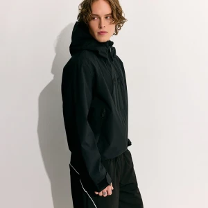 Czarna kurtka przejściowa z kapturem House