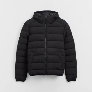 Czarna kurtka puffer z kapturem House