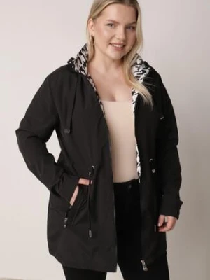 Czarna Kurtka Wiatrówka o Kroju Parki z Odpinanym Kapturem Nalinora j.style