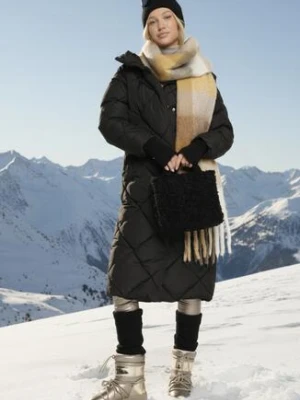 Czarna Kurtka z Geometrycznym Pikowaniem Johnatta j.style