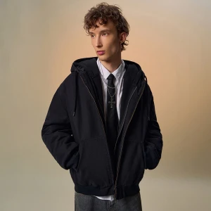 Czarna kurtka z kapturem House