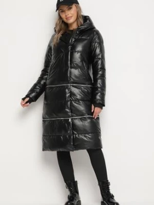 Czarna Kurtka z Kapturem i Szerokim Pikowaniem o Regulowanej Długości Ansanna