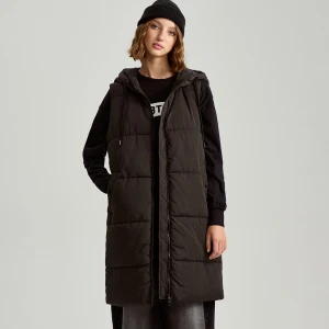 Czarna pikowana kamizelka z kapturem o długim kroju House