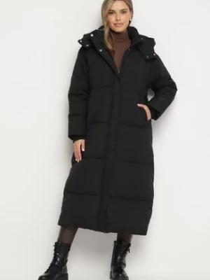 Czarna Pikowana Kurtka o Długim Fasonie z Odpinanym Kapturem Daivera ann gissy