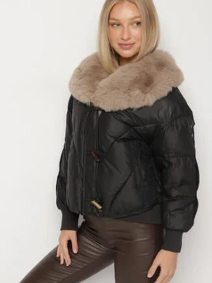 Czarna Pikowana Kurtka o Pudełkowym Kroju z Kapturem z Futerkiem Rivitta bh forever
