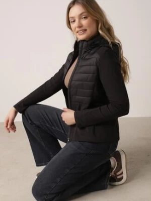 Czarna Pikowana Kurtka Przejściowa z Kapturem i Elastycznymi Rękawami Nikitha jstyle