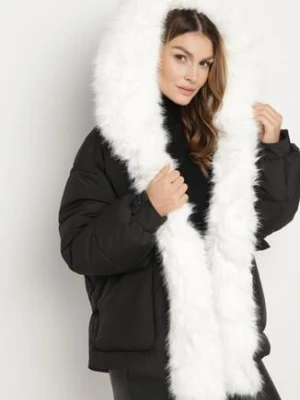 Czarna Pikowana Kurtka z Kapturem i Grubym Futrzanym Obszyciem z Możliwością Odpięcia Izarida rosse line